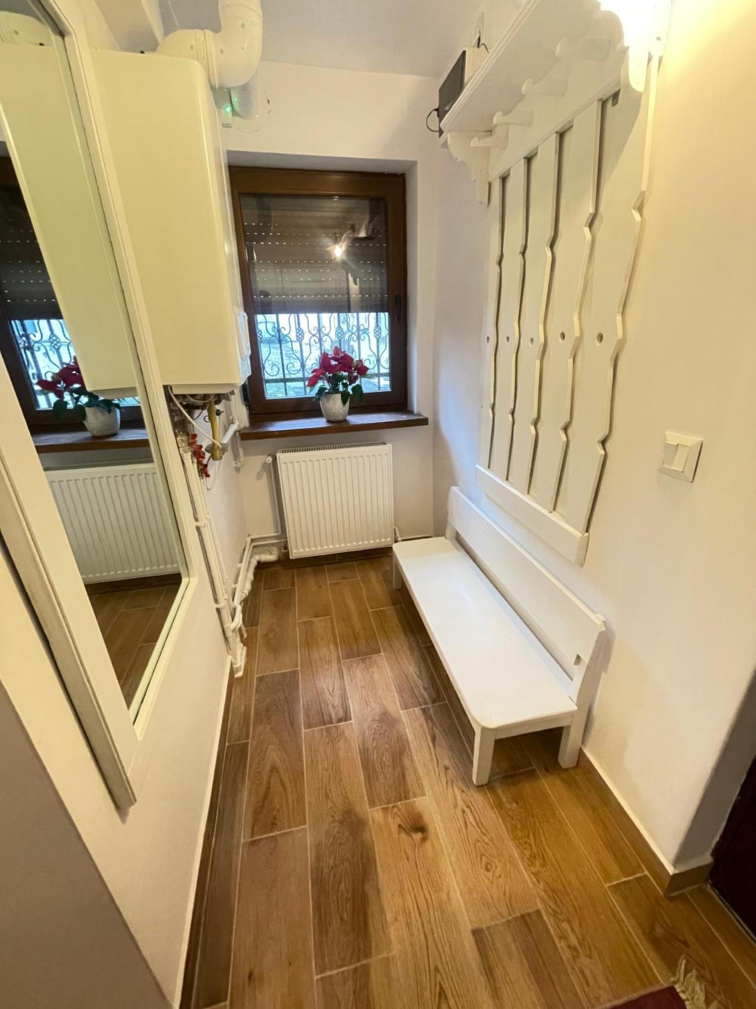 City Charm Apartment Brasov Ngoại thất bức ảnh